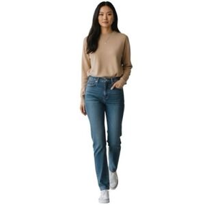Aritzia Sunday Best Original Mom Jeans High Rise Taper Vintage Wash Casual 8